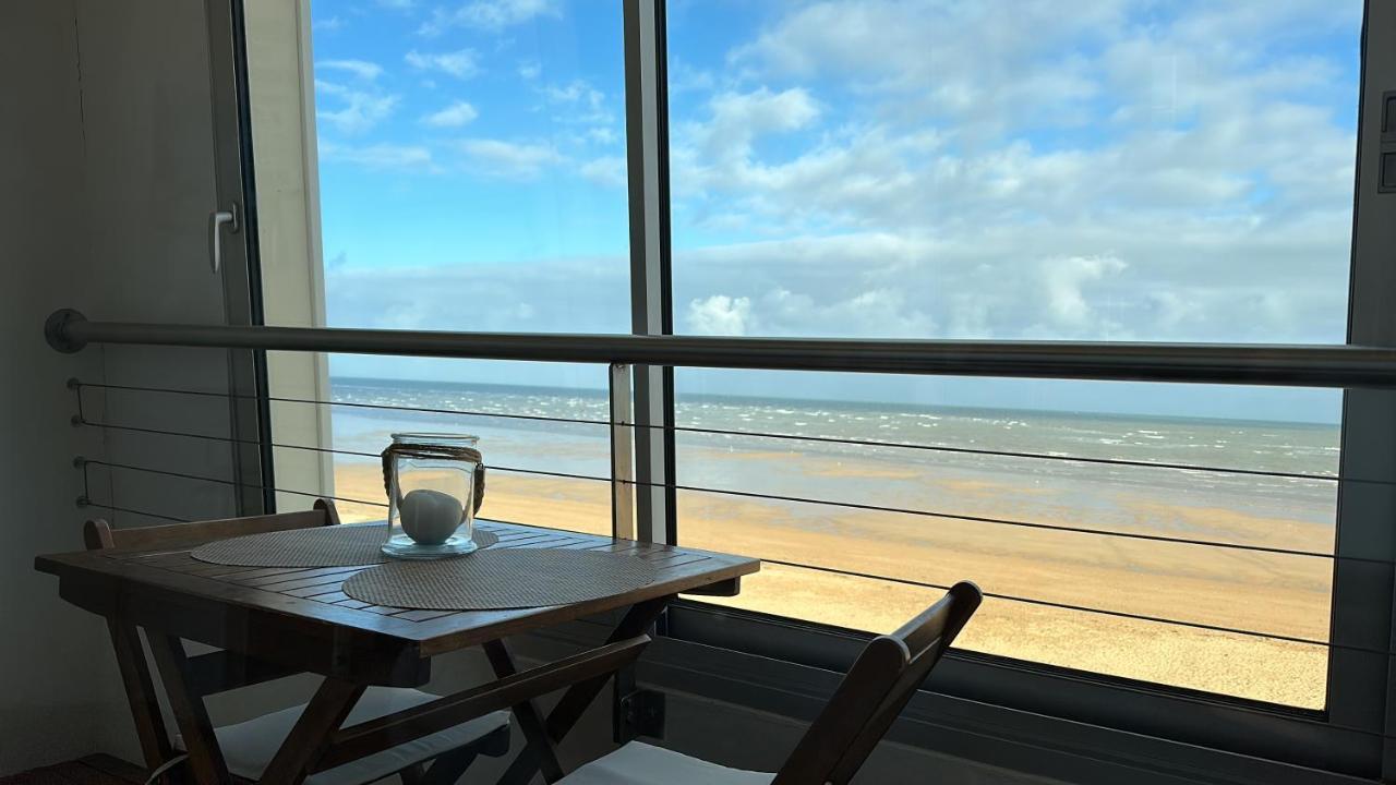 La Plage - Appartement Vue Mer 쿠르쇨 쉬르 메르 외부 사진
